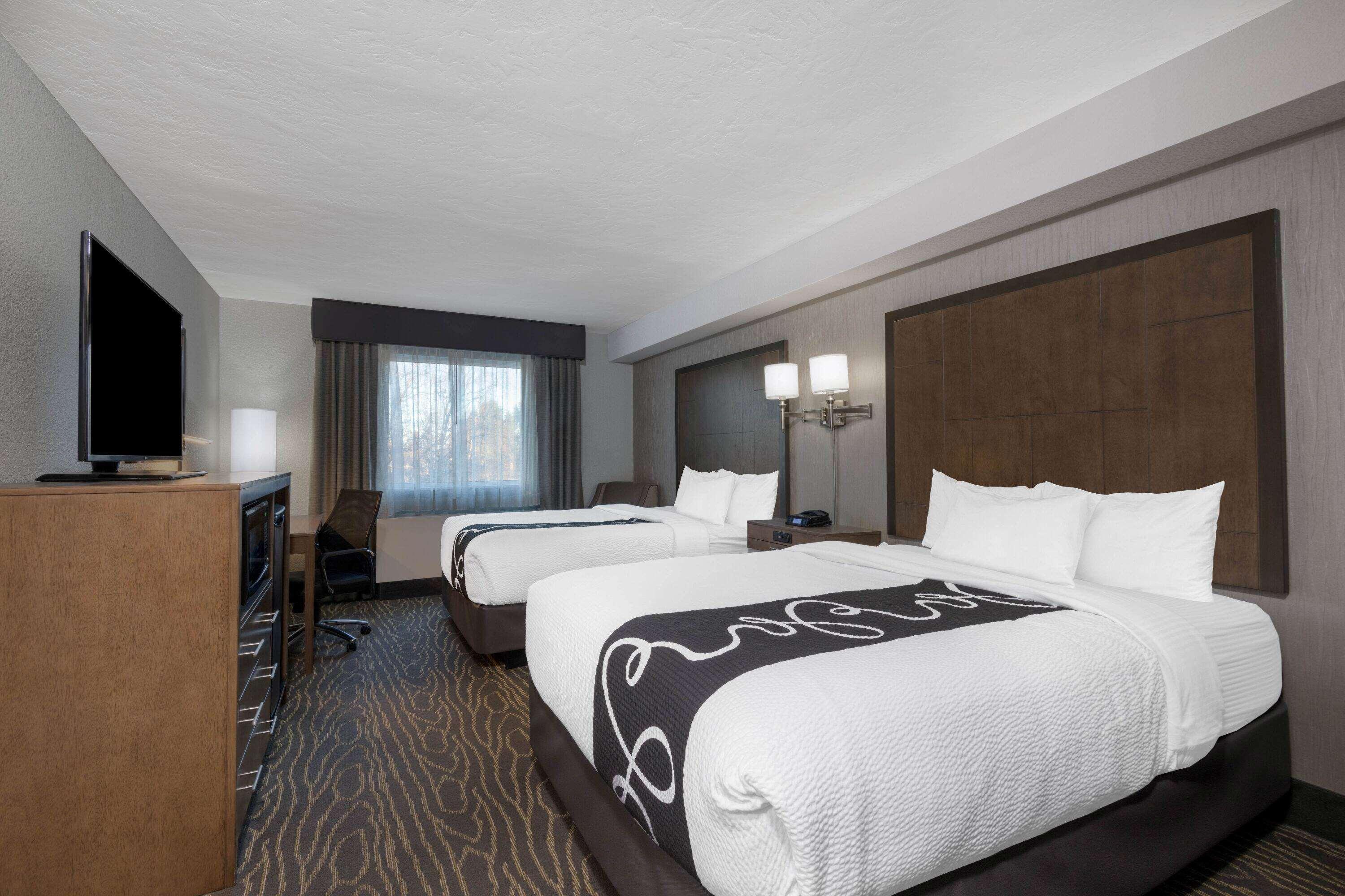 La Quinta By Wyndham Anchorage Airport Hotel Exterior foto